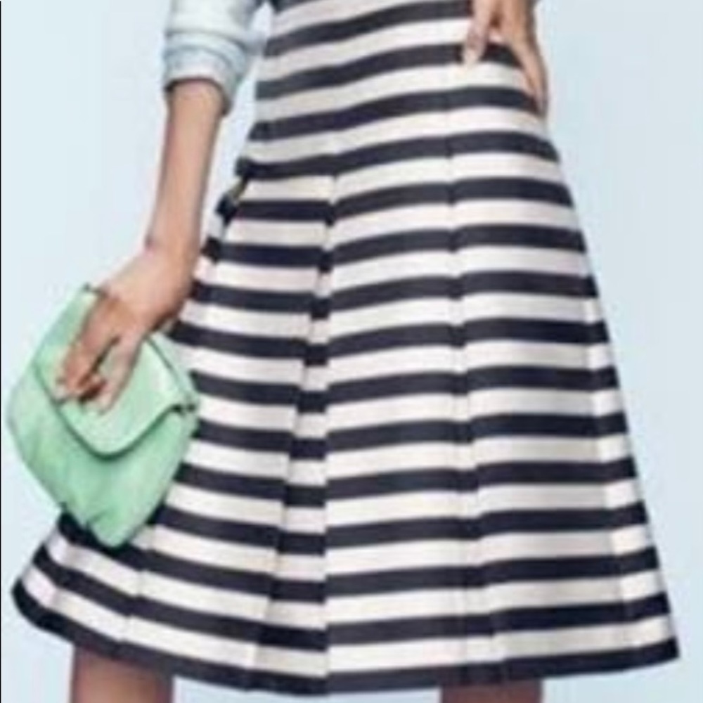 Halogen skirt